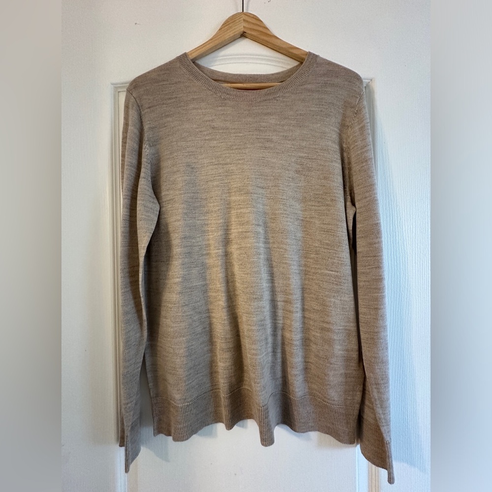 Merino wool sweater // size Large // BNWT